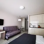 Czarna Gora Tignes 4 *