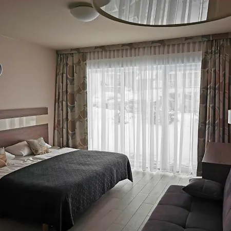 דירה Czarna Gora Tignes 4 שייננה