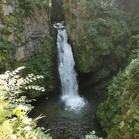 דירה Czarna Gora Tignes 4 שייננה