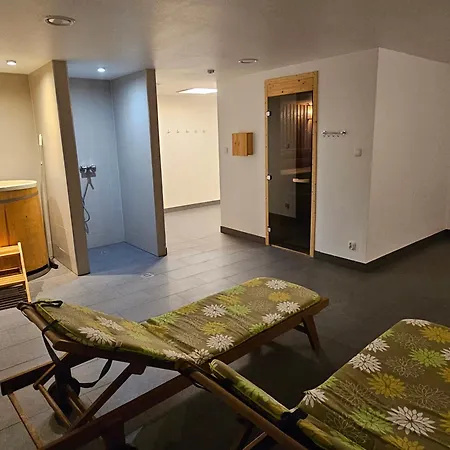 Czarna Gora Tignes 4 * Sienna (Klodzko)