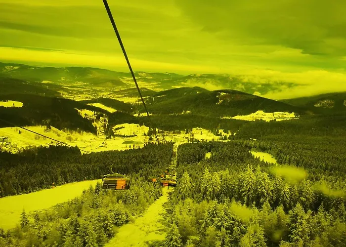 Czarna Gora Tignes 4 * 시에나